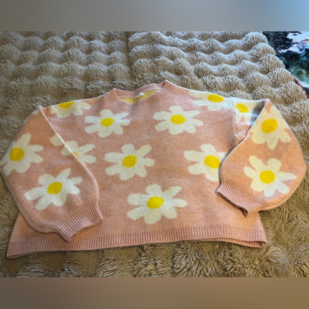 Pretty soft flower cropped sweater L